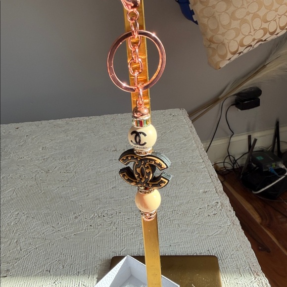 Channel NWOT design key chain - Picture 2 of 5